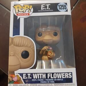 E .T. with Flowers Funko pop